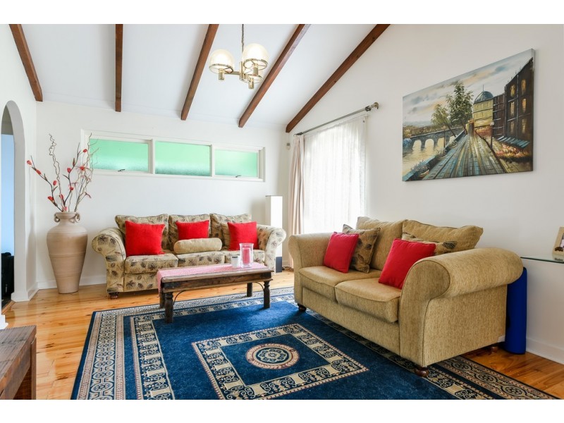 7 Braes Close, Happy Valley SA 5159