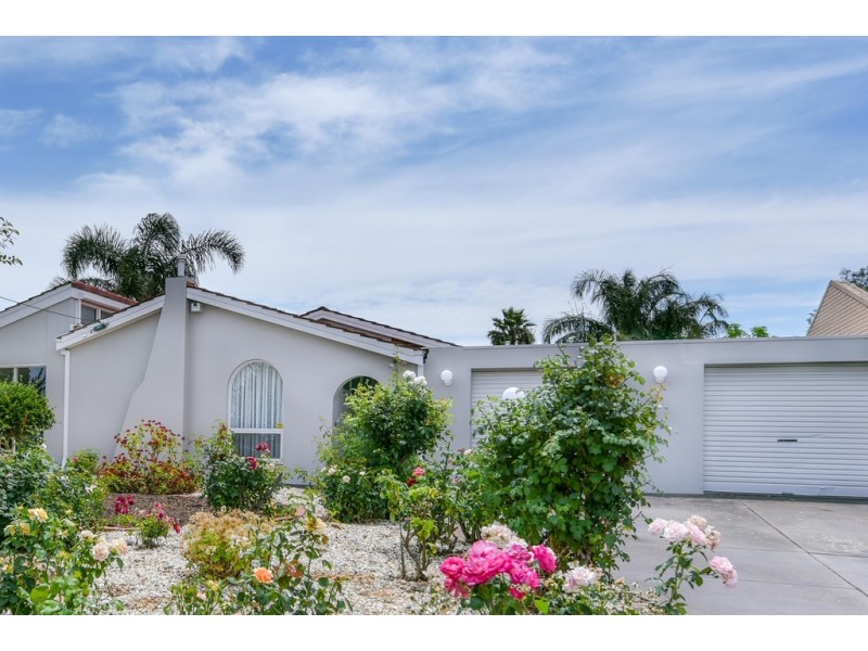 7 Braes Close, Happy Valley SA 5159