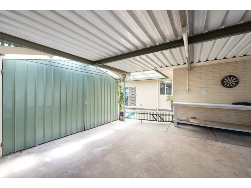 10 Dominic Crescent, Morphett Vale SA 5162