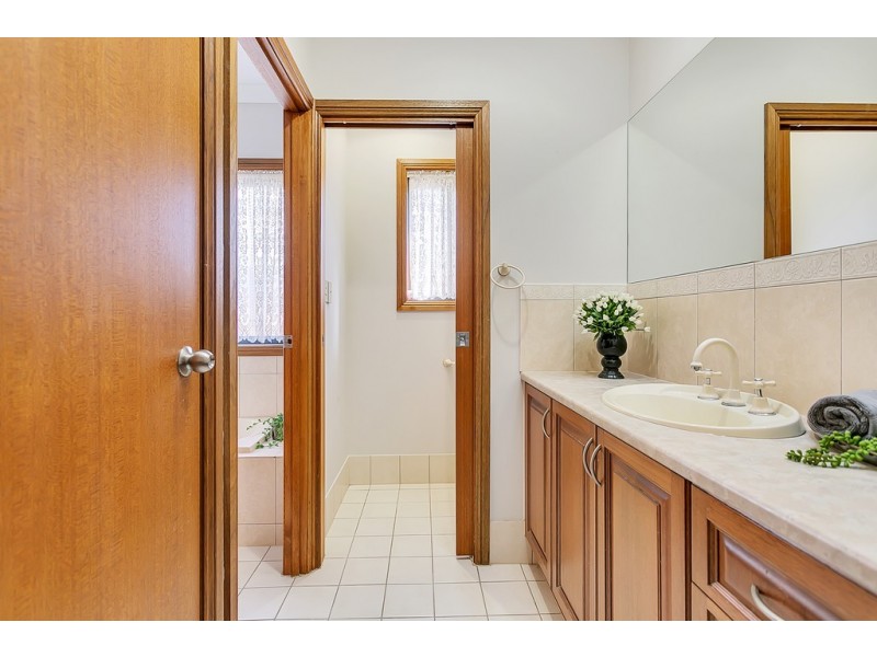 16 Mornington Place, Reynella SA 5161