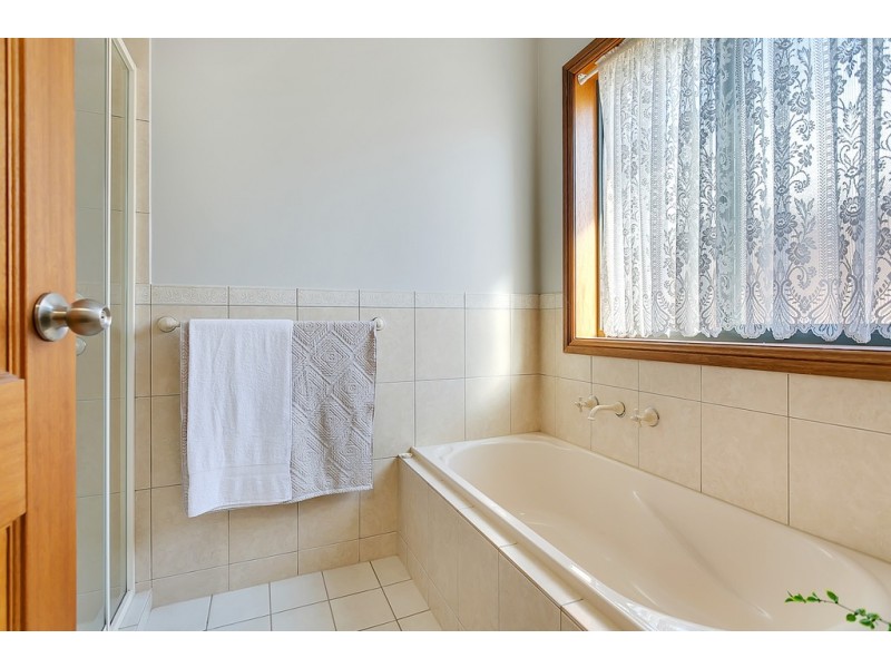 16 Mornington Place, Reynella SA 5161