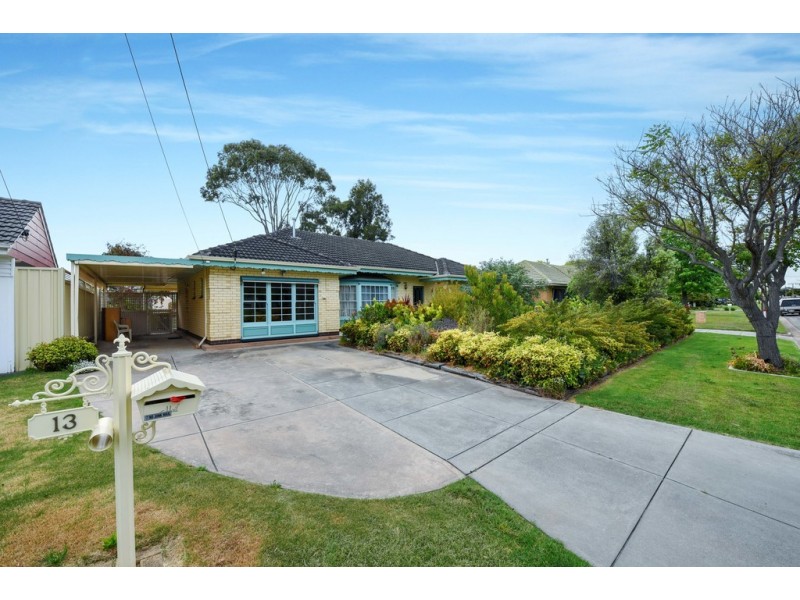 13 Windermere Avenue, Novar Gardens SA 5040
