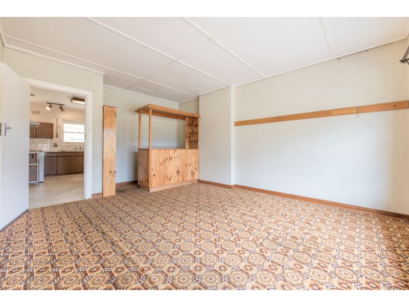 13 Windermere Avenue, Novar Gardens SA 5040