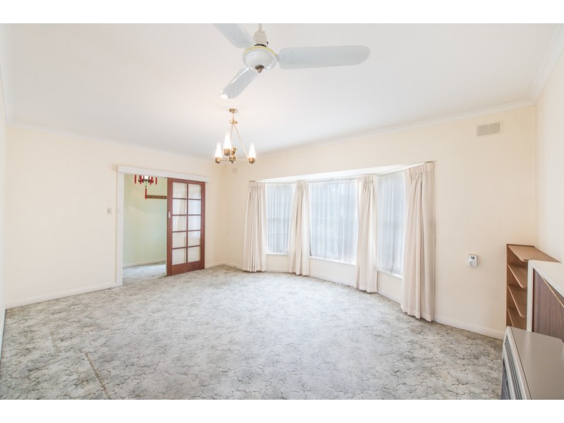 13 Windermere Avenue, Novar Gardens SA 5040