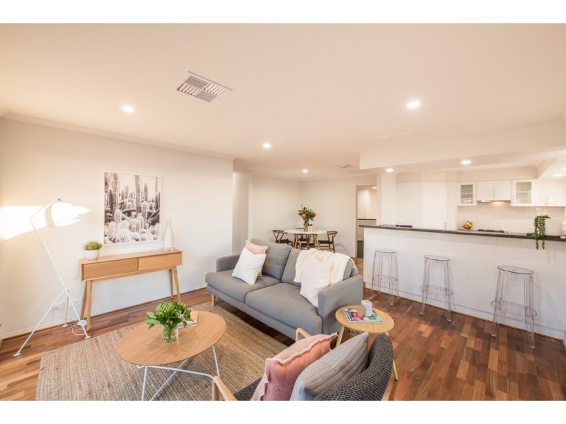 9 Hawksnest Avenue, Seaford Rise SA 5169