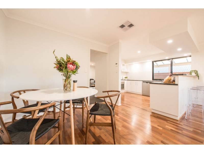 9 Hawksnest Avenue, Seaford Rise SA 5169
