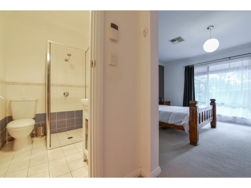 11 Abiona Street, Flagstaff Hill SA 5159