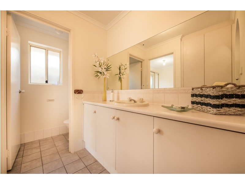 1 Lindsay Court, Aberfoyle Park SA 5159