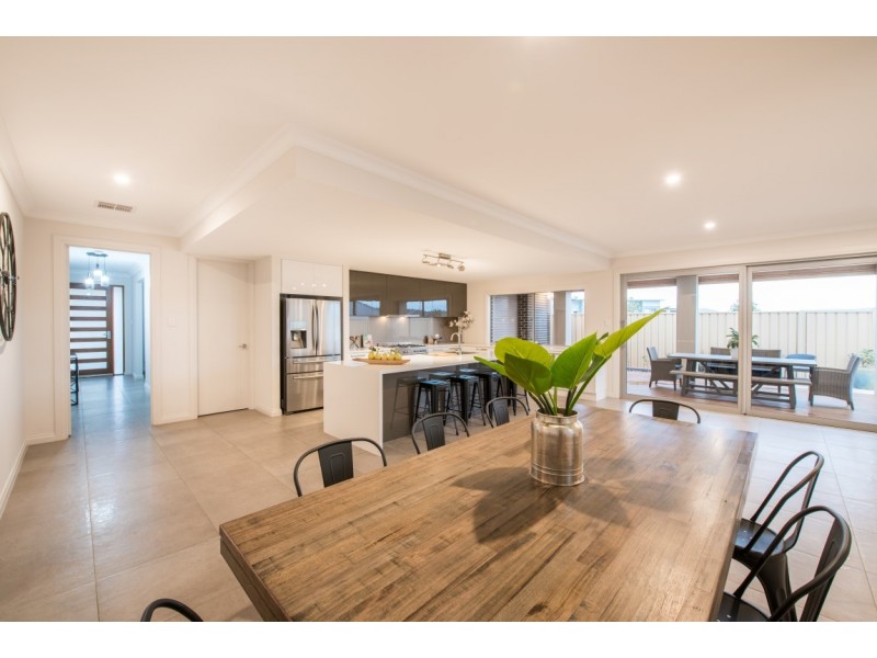 63 Lanyard Road, Seaford Meadows SA 5169