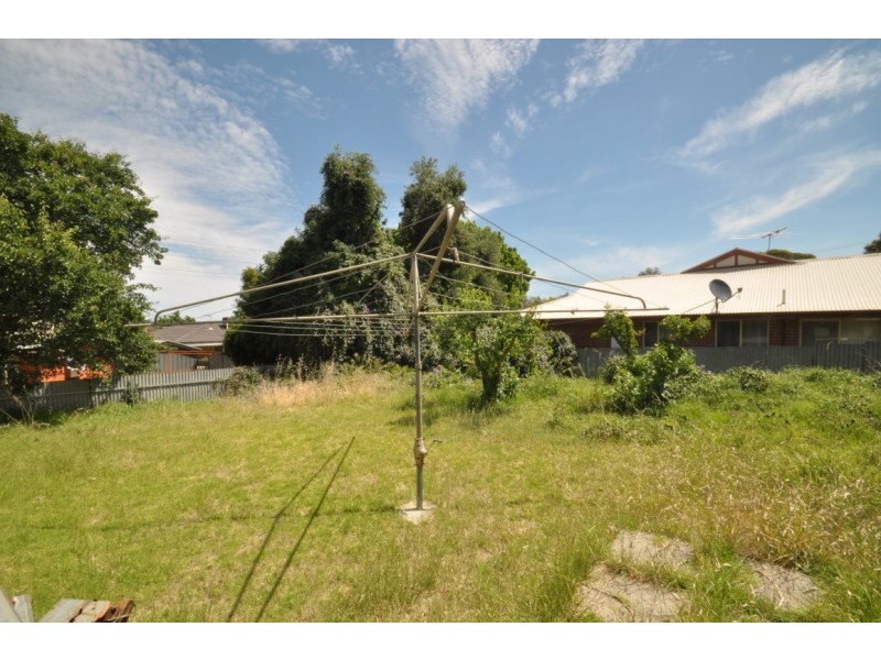 15 Suzanne Avenue, Morphett Vale SA 5162