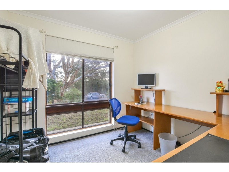 11 Maralyn Court, Aberfoyle Park SA 5159