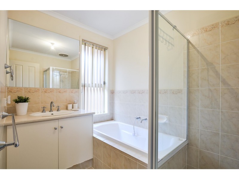 12 Martinwood Close, Burton SA 5110