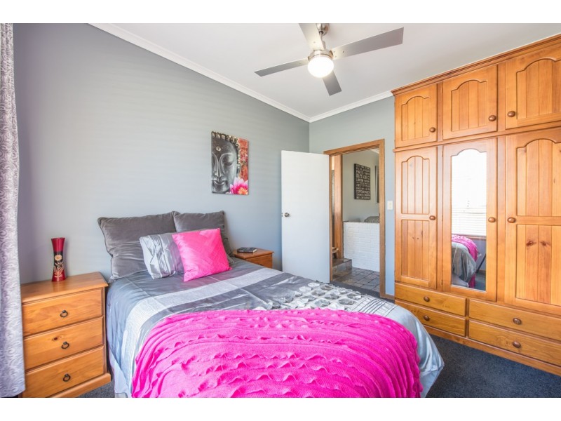 41 Alison Drive, Happy Valley SA 5159