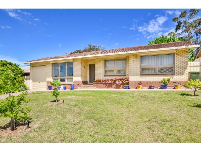 27 Village Road, Hackham West SA 5163