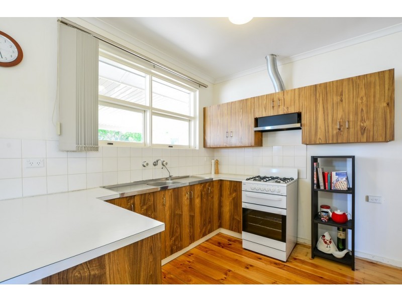 27 Village Road, Hackham West SA 5163