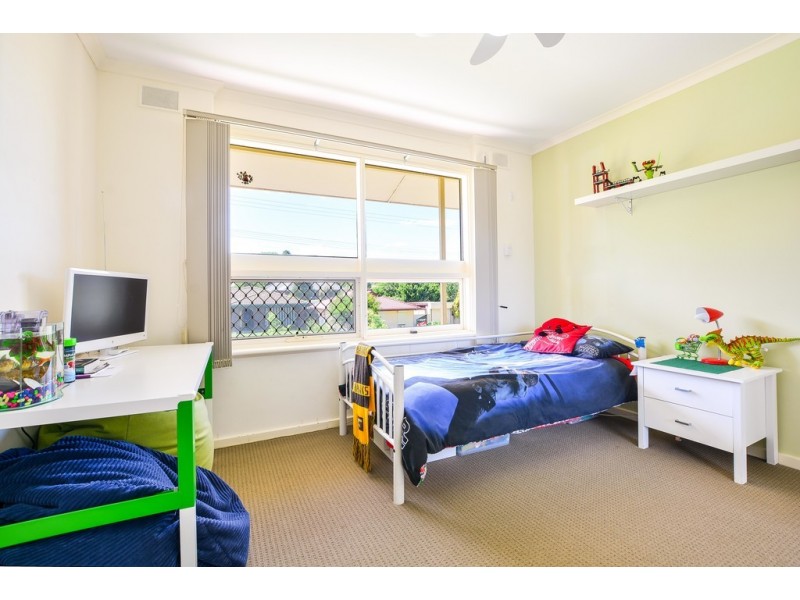 27 Village Road, Hackham West SA 5163