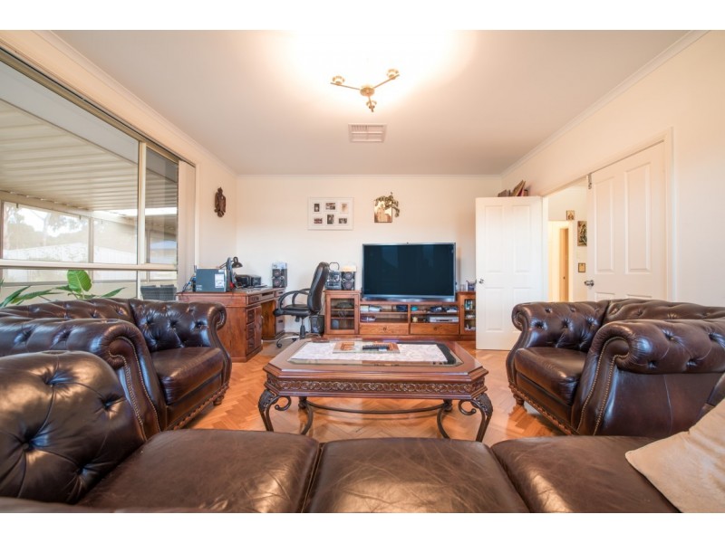 104 Penneys Hill Road, Hackham SA 5163