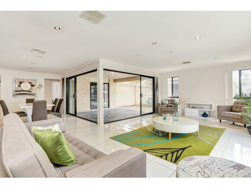 3 Cockle Avenue, Aldinga Beach SA 5173