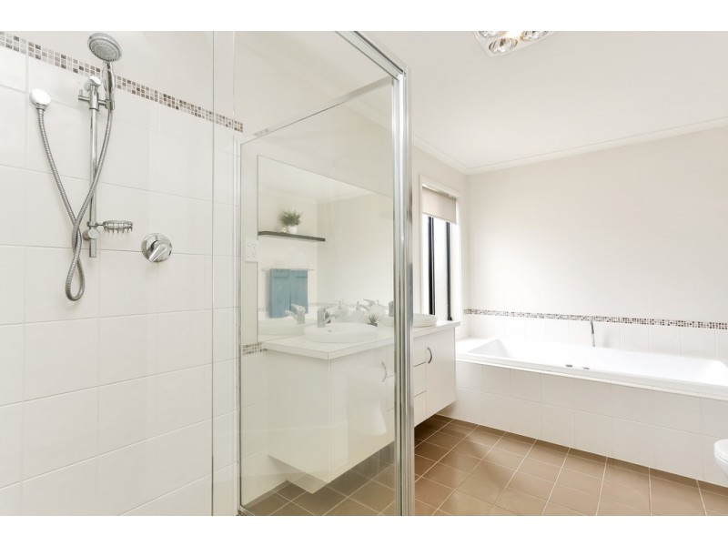 3 Cockle Avenue, Aldinga Beach SA 5173