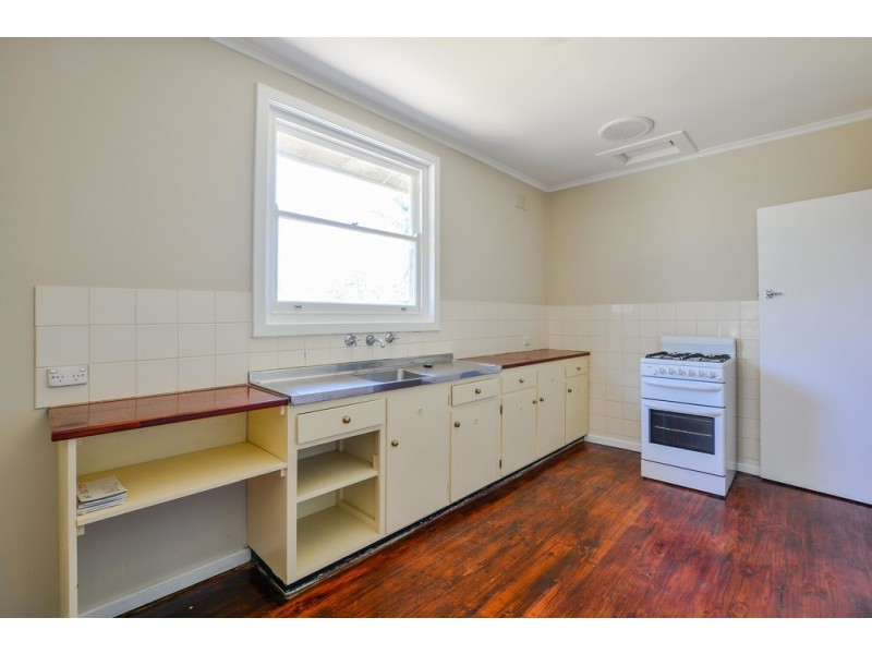 8 Sismey Road, Christies Beach SA 5165