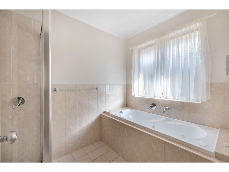 2 Teal Close, Aldinga Beach SA 5173