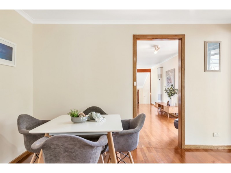 25 Amberly Drive, Happy Valley SA 5159