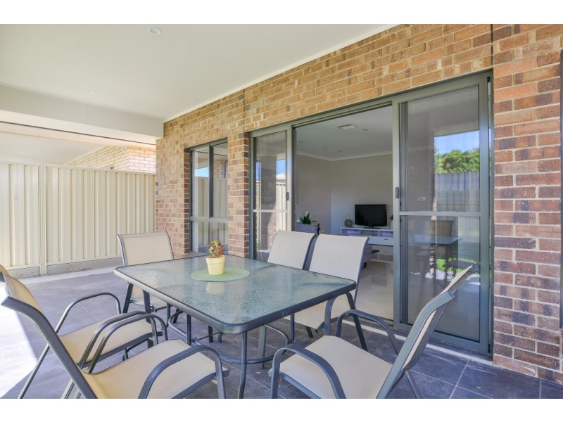 17 Debham Street, Morphett Vale SA 5162