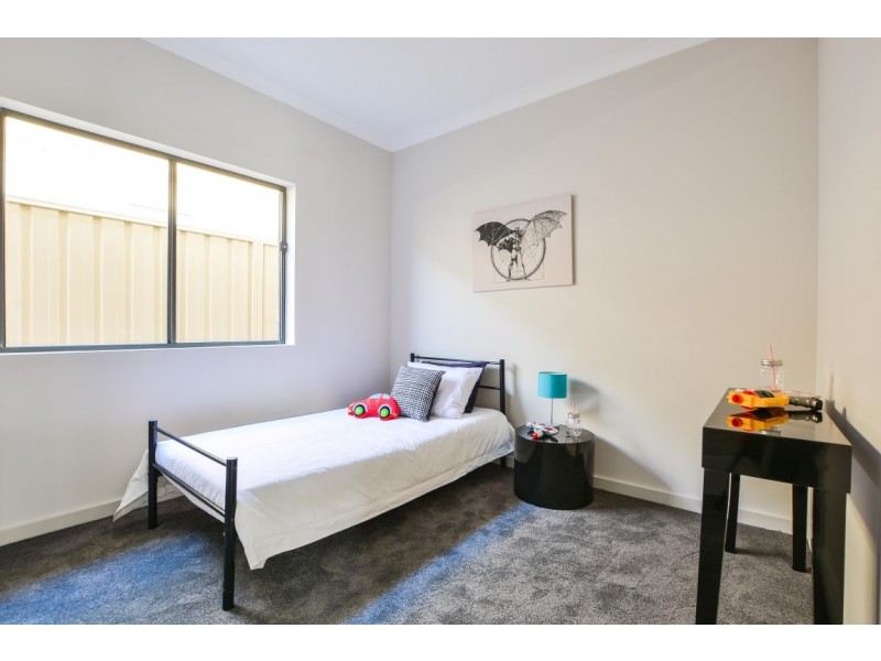 17 Debham Street, Morphett Vale SA 5162