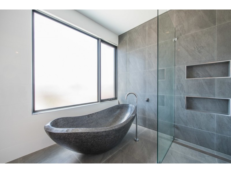 12 Minna Terrace, Semaphore Park SA 5019