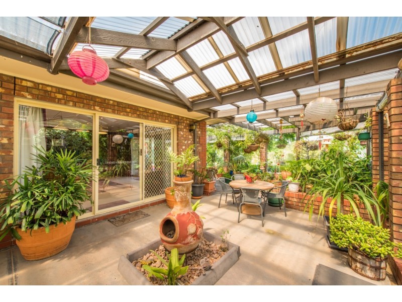 17 Elberry Close, Moana SA 5169