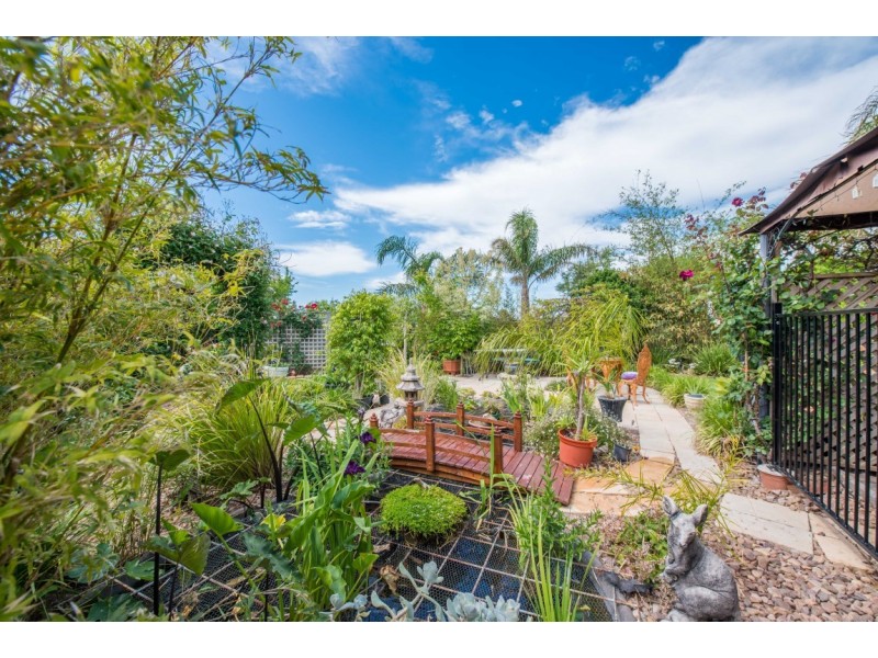 17 Elberry Close, Moana SA 5169