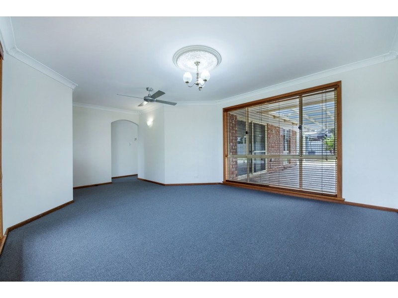 6 White Court, Aldinga Beach SA 5173