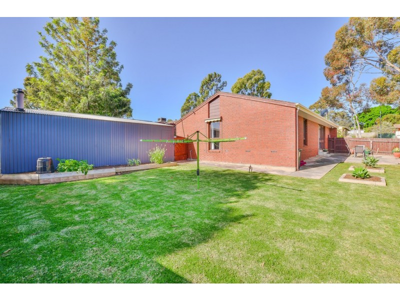 37 Hagen Crescent, Hackham West SA 5163