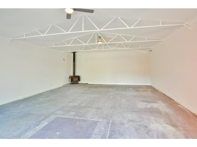 37 Hagen Crescent, Hackham West SA 5163