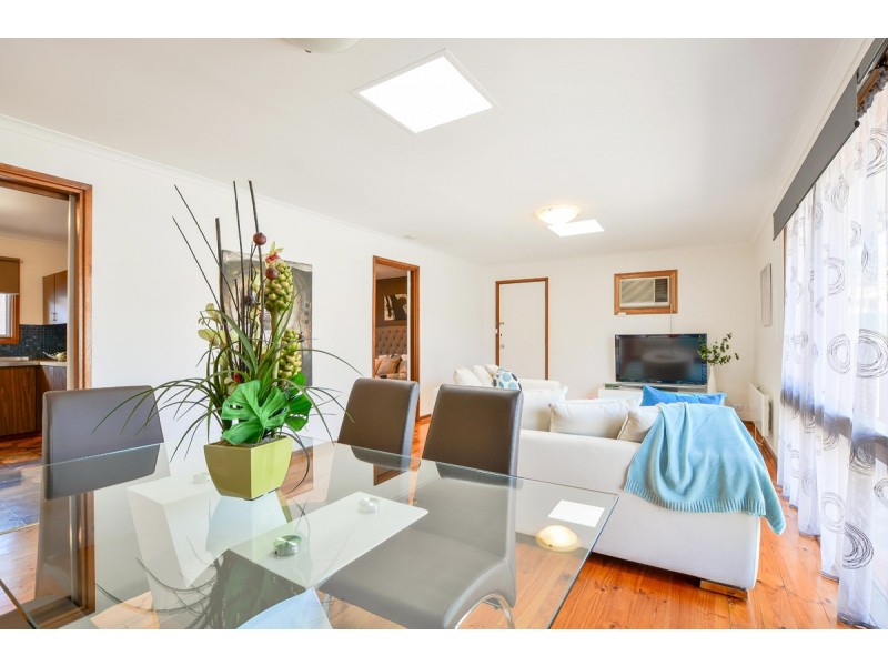 37 Hagen Crescent, Hackham West SA 5163