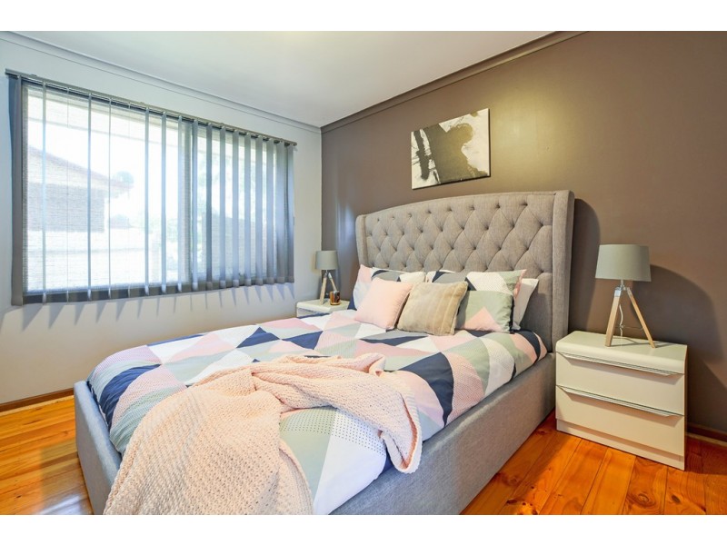 37 Hagen Crescent, Hackham West SA 5163