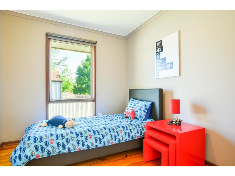 37 Hagen Crescent, Hackham West SA 5163