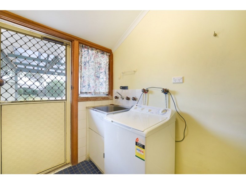 12 Robertson Rd, Moana SA 5169