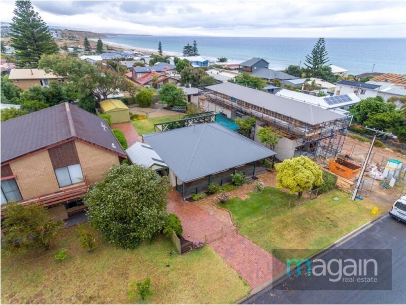 12 Robertson Rd, Moana SA 5169
