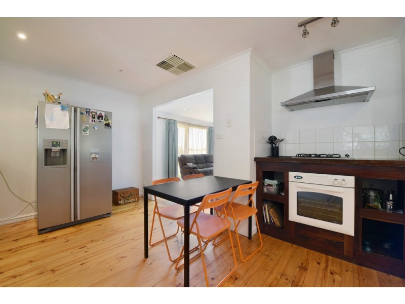 8 Kuranya Way, Morphett Vale SA 5162