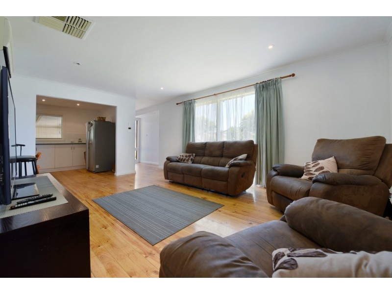 8 Kuranya Way, Morphett Vale SA 5162