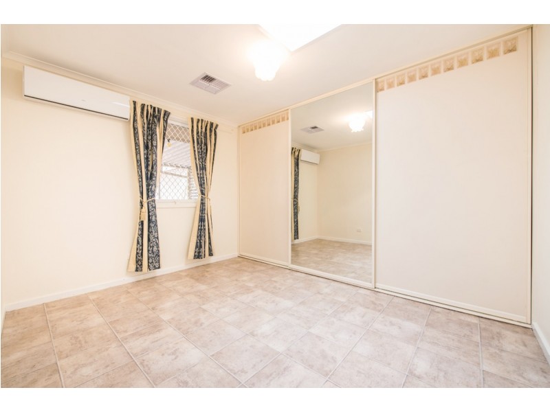 17 Rosemary Terrace, Morphett Vale SA 5162