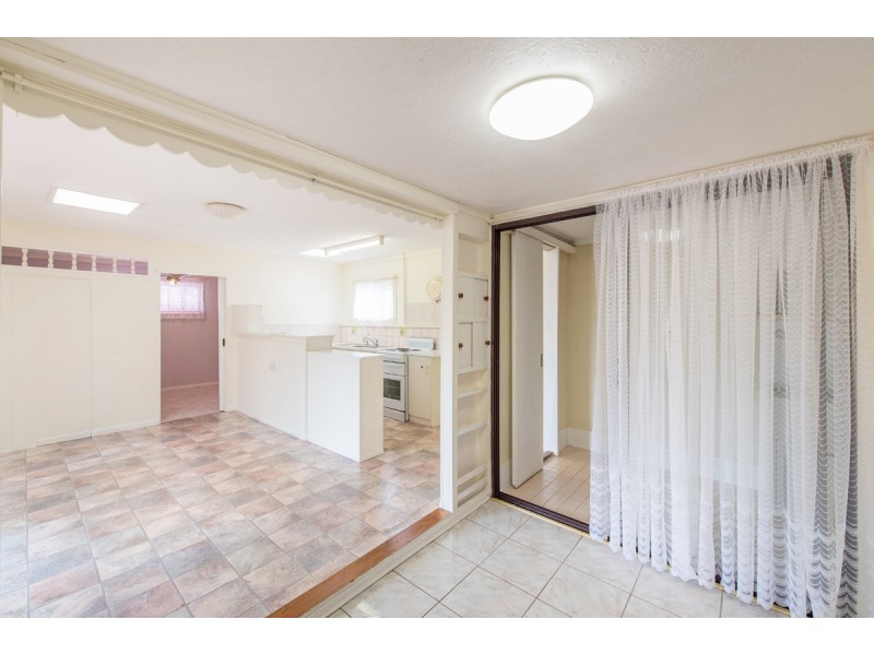 17 Rosemary Terrace, Morphett Vale SA 5162