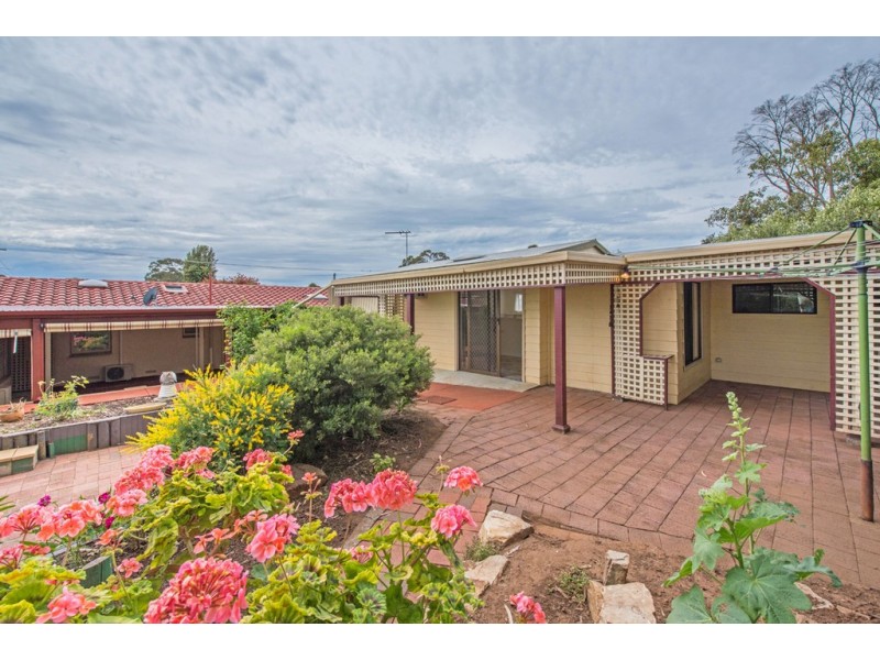 17 Rosemary Terrace, Morphett Vale SA 5162