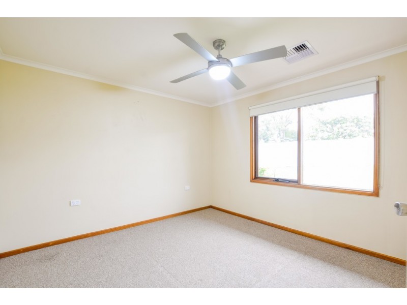 22 Ellis Avenue, Morphett Vale SA 5162