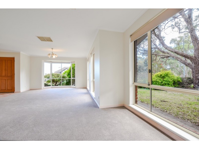 1 Torresan crescent, Flagstaff Hill SA 5159