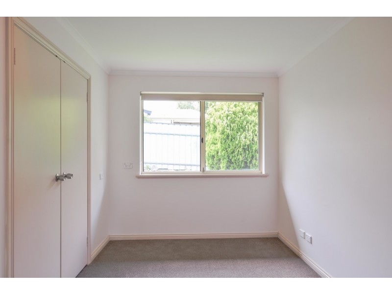 1 Torresan crescent, Flagstaff Hill SA 5159