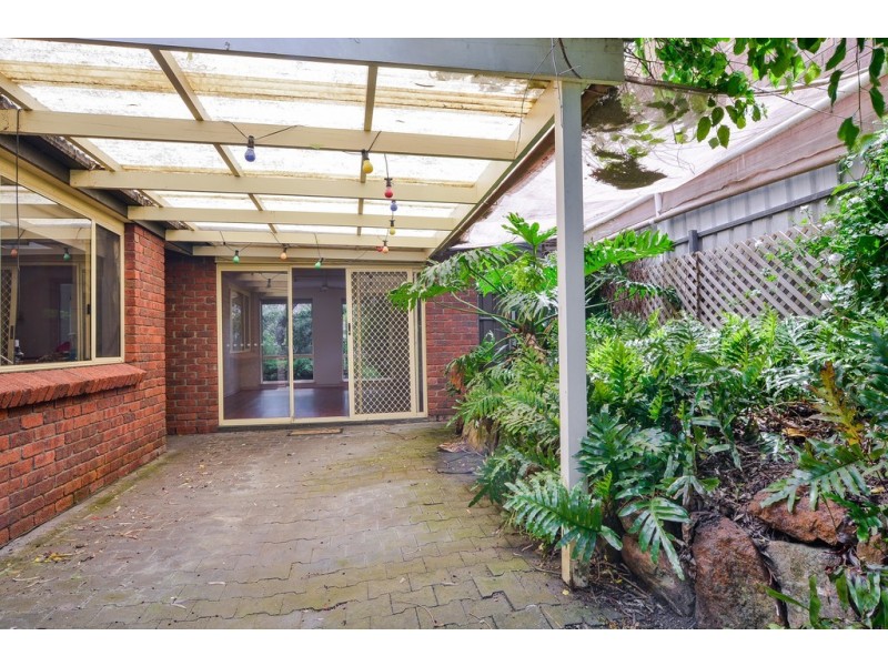 1 Torresan crescent, Flagstaff Hill SA 5159