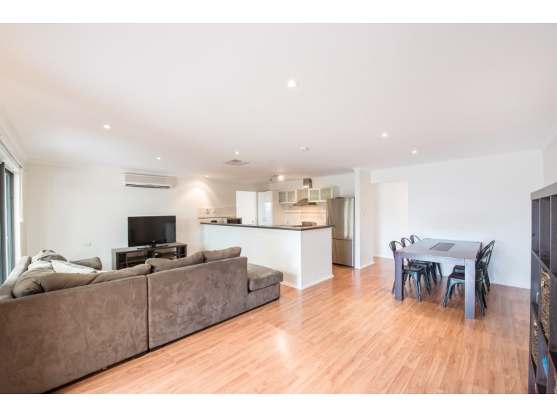 5 Explorer Court, Woodcroft SA 5162