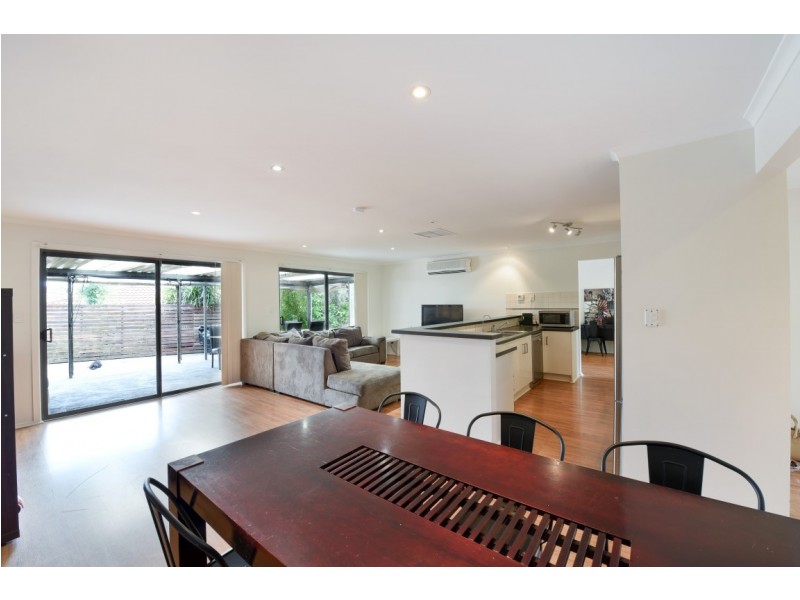 5 Explorer Court, Woodcroft SA 5162